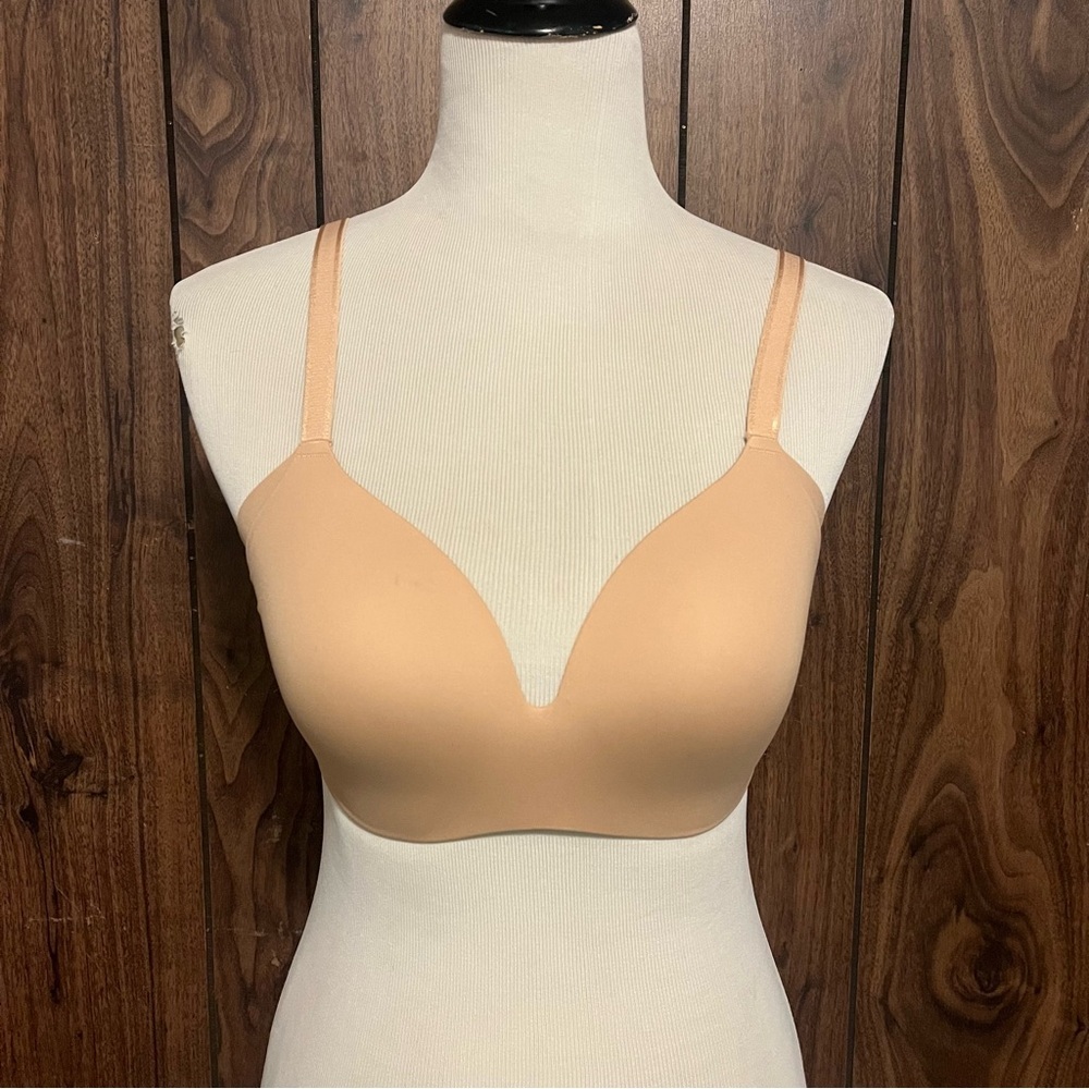 KNIX Nude WING WOMAN Contour Wireless Molded Foam Cups Side Coverage Bra Sz 36DD